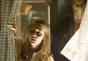 Julianna Guill Cast In Horror Movie Apparition